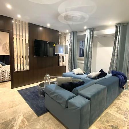 Piso De Diseno Junto Teatro Real Apartment Madrid Bagian luar foto